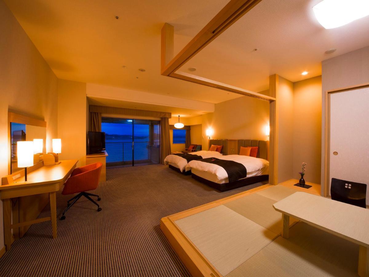 Apa Hotel & Resort Kaga Katayamazu Onsen Kasuikyo Luaran gambar