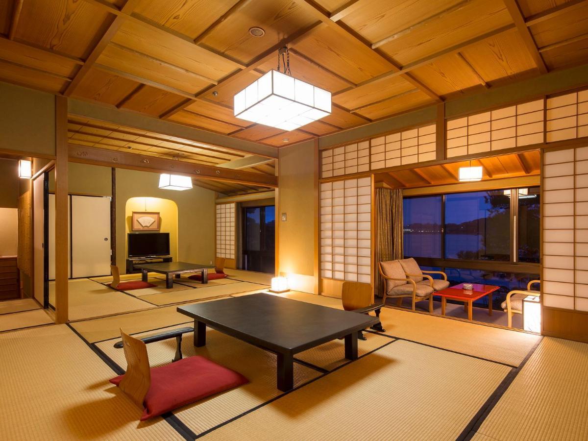 Apa Hotel & Resort Kaga Katayamazu Onsen Kasuikyo Luaran gambar