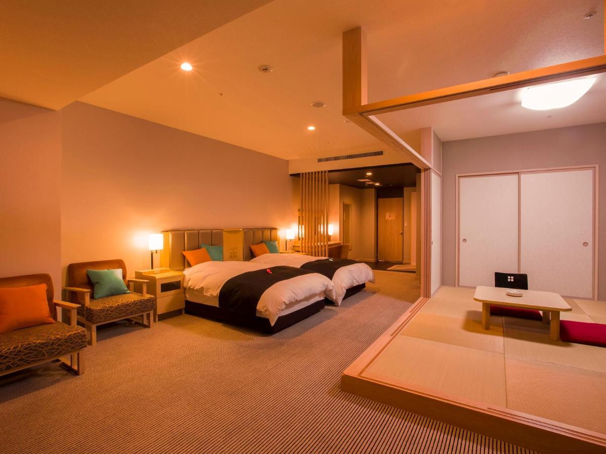 Apa Hotel & Resort Kaga Katayamazu Onsen Kasuikyo Luaran gambar