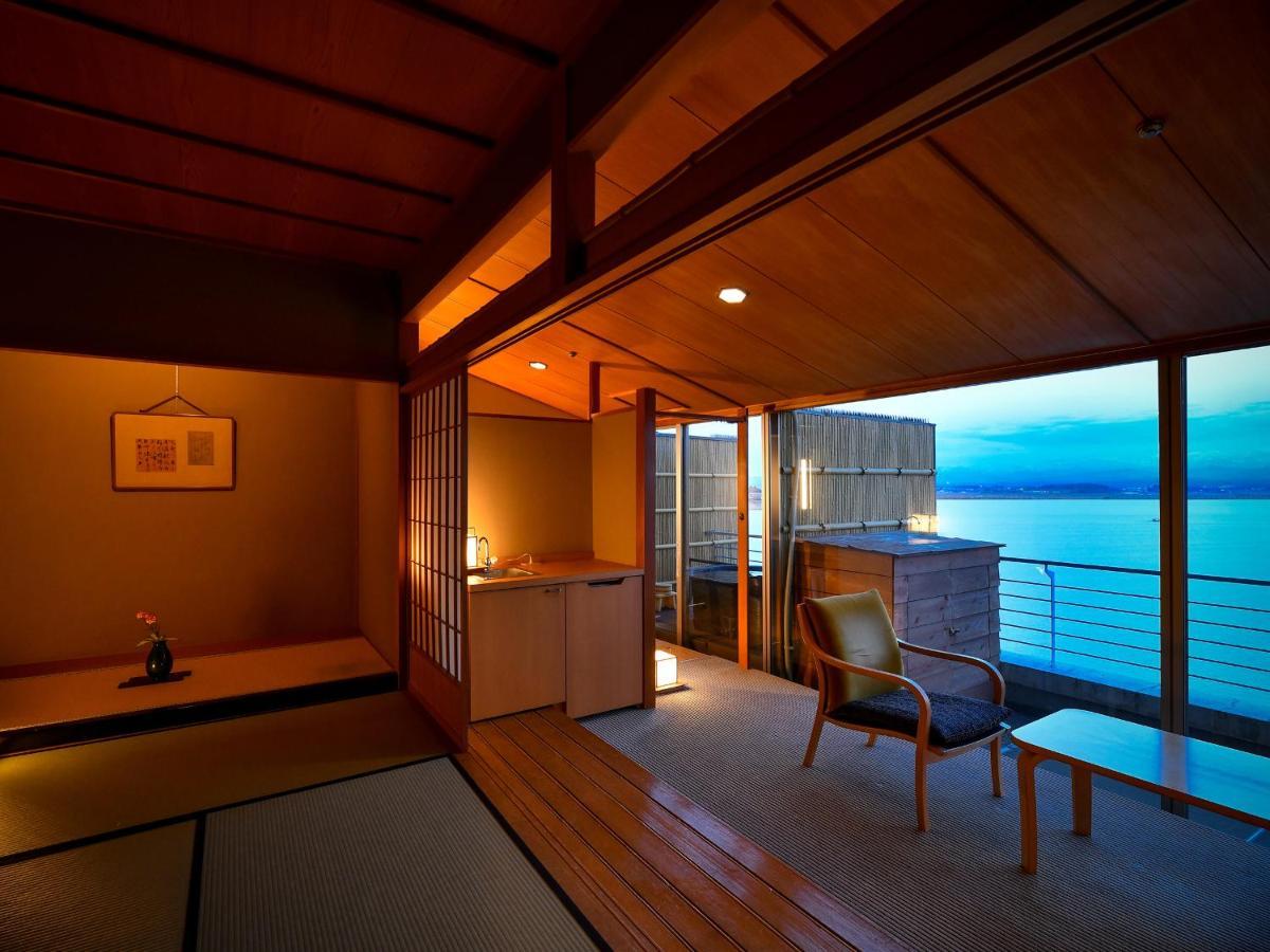 Apa Hotel & Resort Kaga Katayamazu Onsen Kasuikyo Luaran gambar