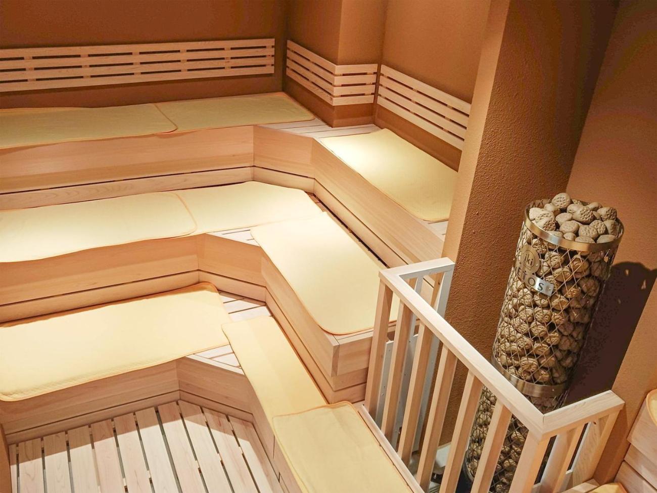 Apa Hotel & Resort Kaga Katayamazu Onsen Kasuikyo Luaran gambar