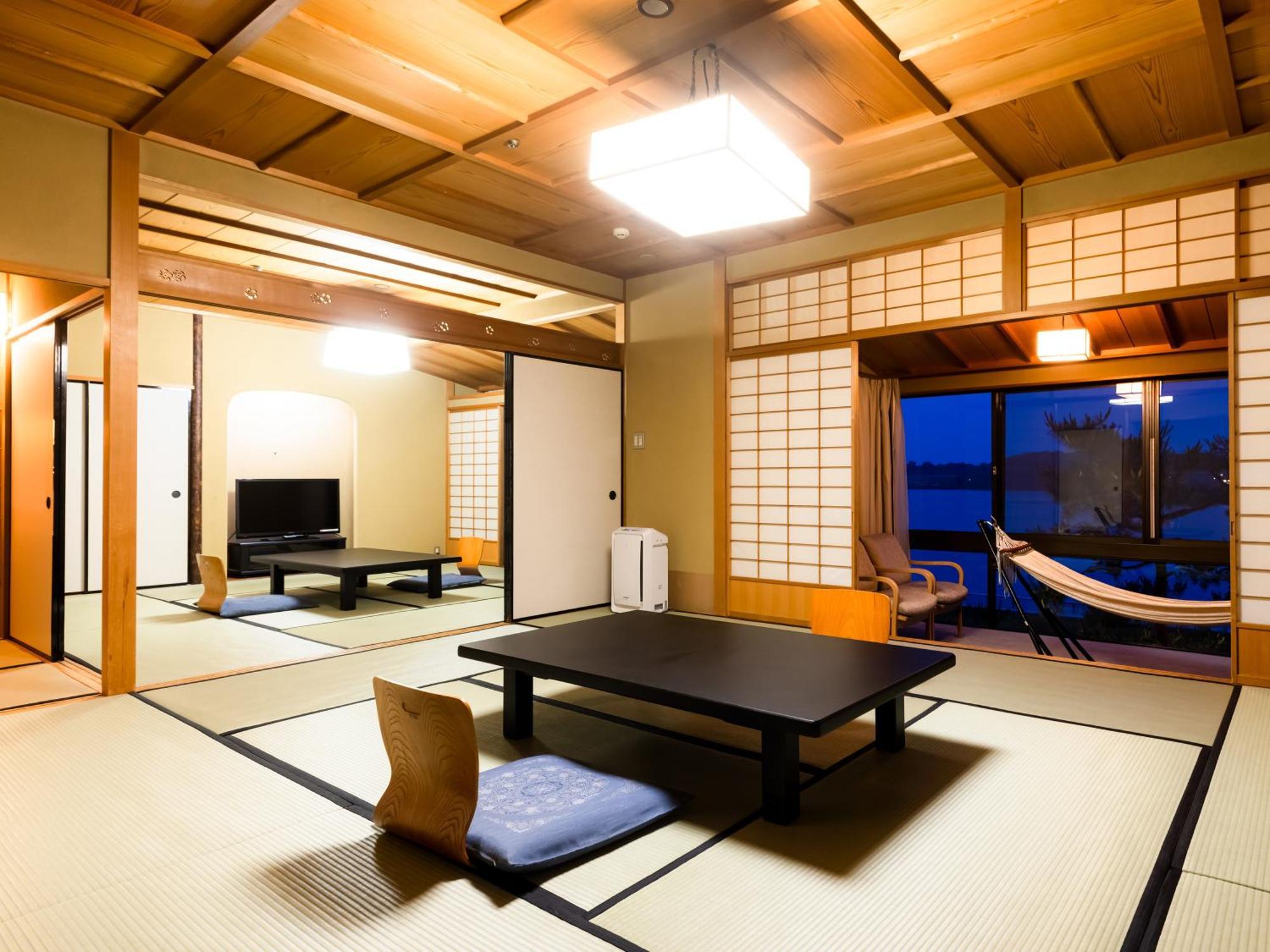 Apa Hotel & Resort Kaga Katayamazu Onsen Kasuikyo Luaran gambar
