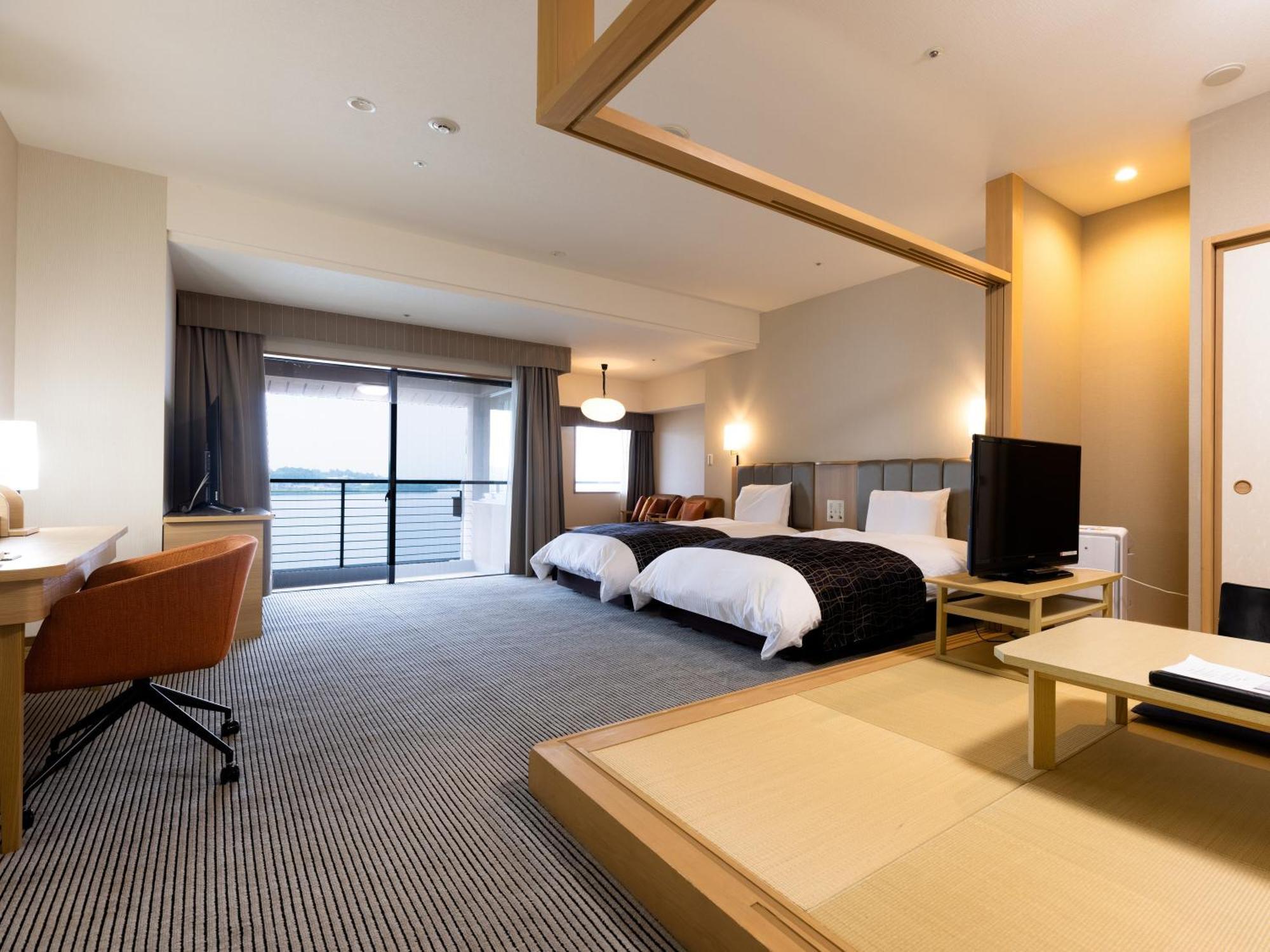 Apa Hotel & Resort Kaga Katayamazu Onsen Kasuikyo Luaran gambar