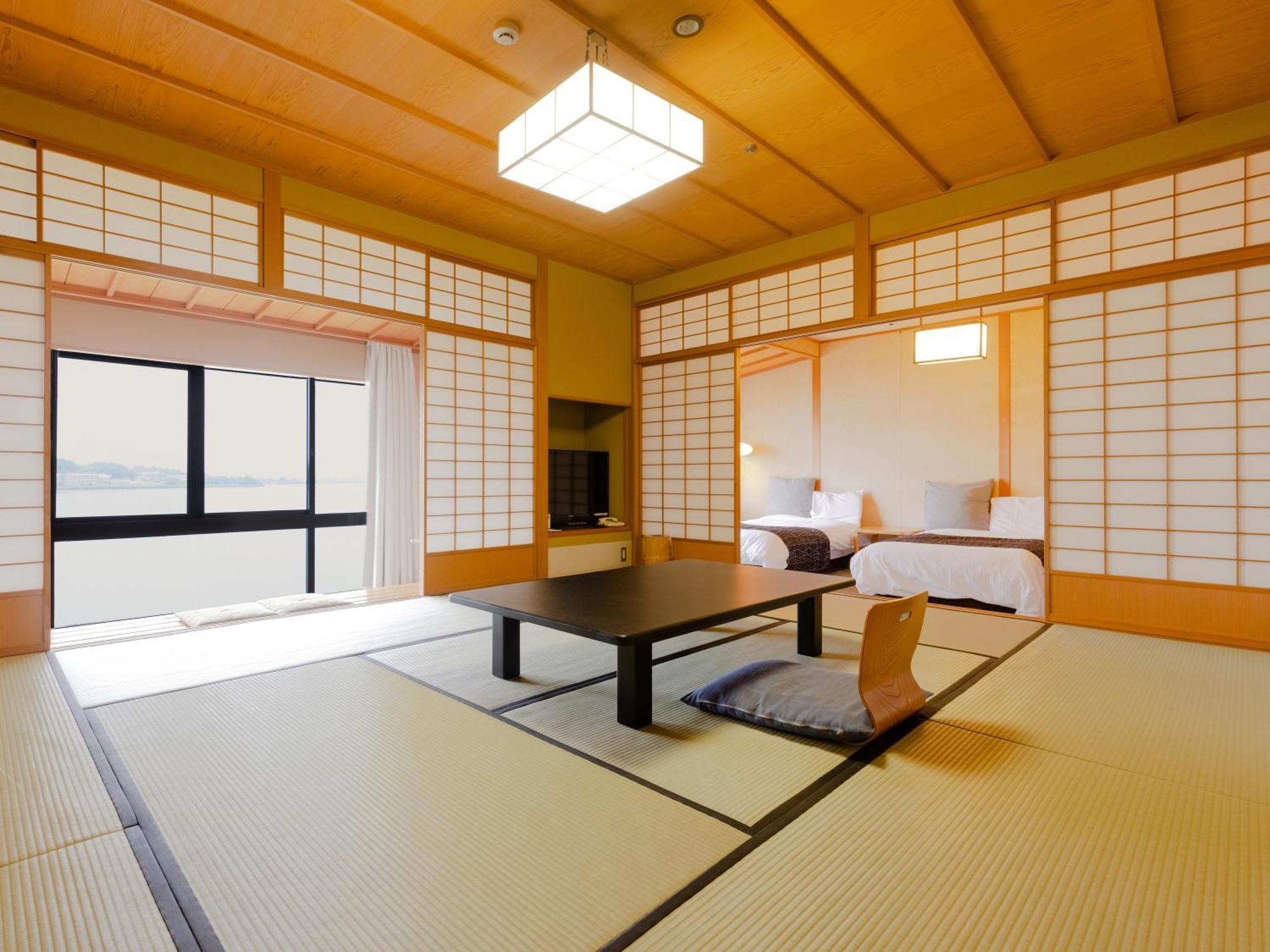 Apa Hotel & Resort Kaga Katayamazu Onsen Kasuikyo Luaran gambar