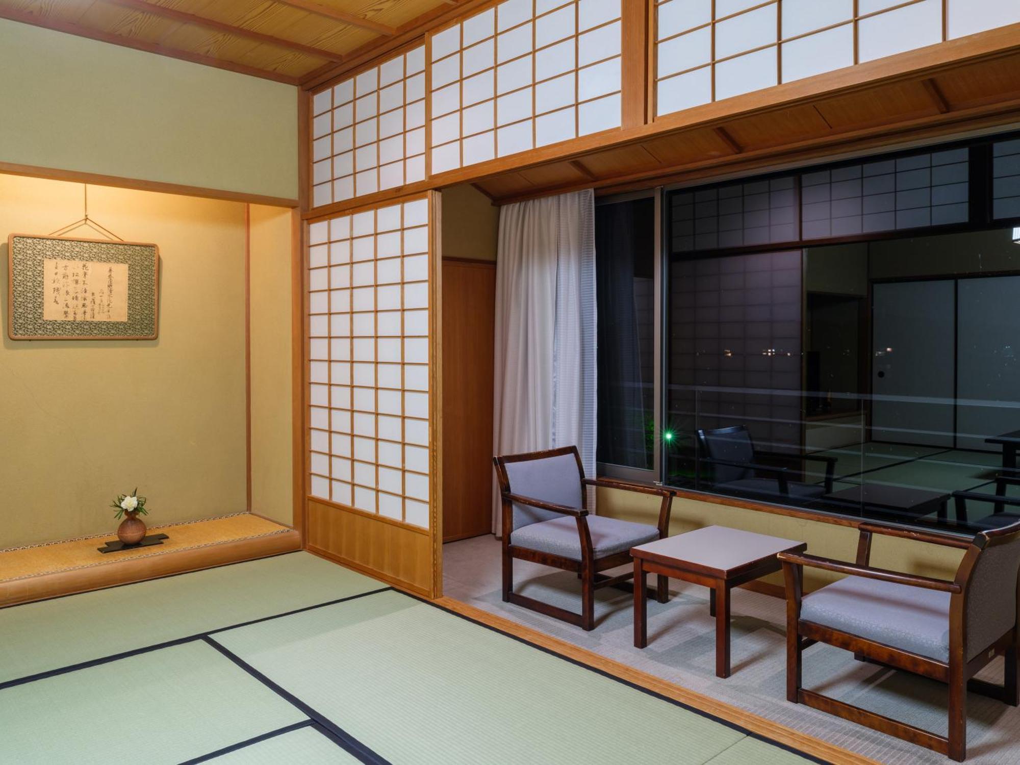 Apa Hotel & Resort Kaga Katayamazu Onsen Kasuikyo Luaran gambar
