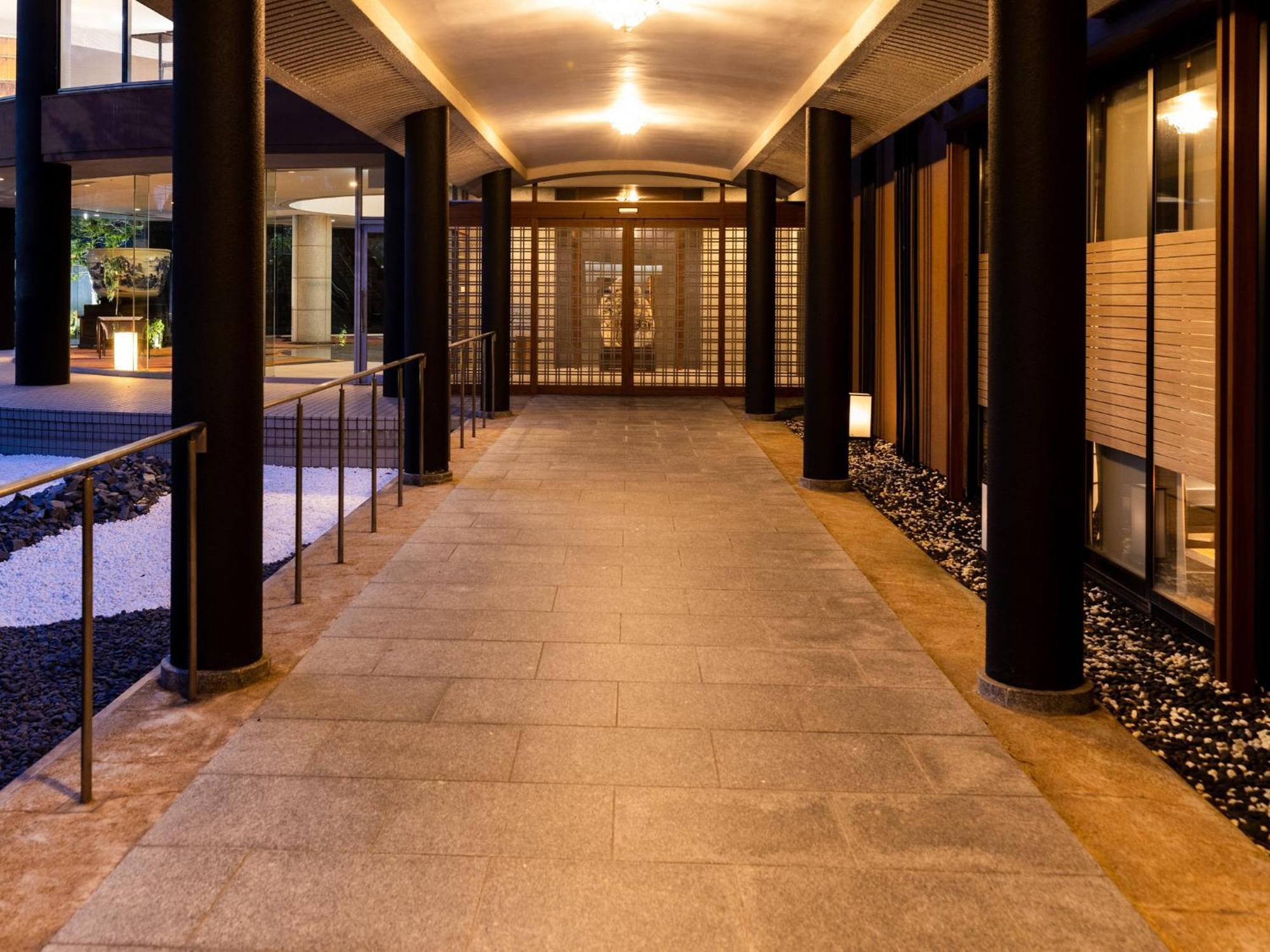 Apa Hotel & Resort Kaga Katayamazu Onsen Kasuikyo Luaran gambar